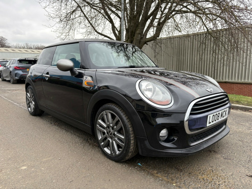 MINI Hatch  1.5 Cooper Seven Hatchback 3dr Petrol Manual Euro 6 (s/s) (136 ps) 