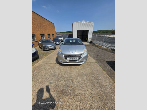 Peugeot 208  1.2 VTi Active 3dr
