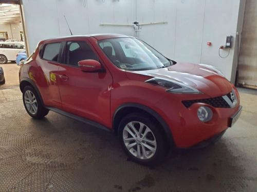 Nissan Juke  1.2 DIG-T Acenta SUV 5dr Petrol Manual Euro 5 (s/s