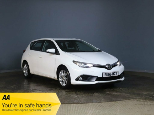 Toyota Auris  1.6 D-4D Business Edition Hatchback 5dr Diesel Man 
