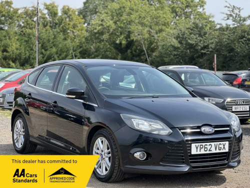 Ford Focus  1.6 TDCi Titanium Euro 5 (s/s) 5dr