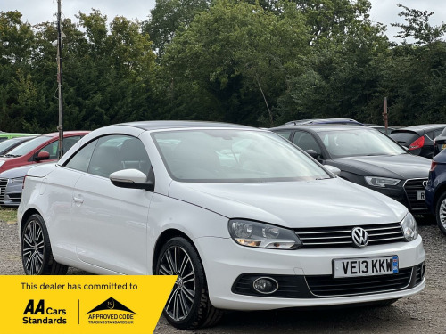 Volkswagen Eos  2.0 TDI BlueMotion Tech Sport Cabriolet DSG Euro 5 (s/s) 2dr