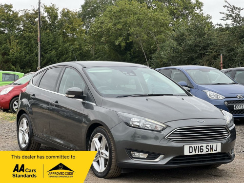 Ford Focus  1.0T EcoBoost Titanium Euro 6 (s/s) 5dr