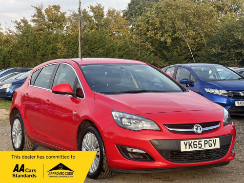 Vauxhall Astra  1.6i Excite Euro 6 5dr