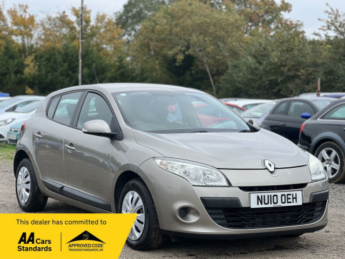 Renault Megane  1.6 16V Expression Euro 5 5dr