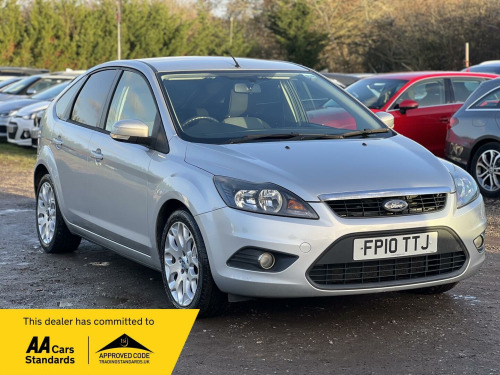 Ford Focus  1.6 Zetec S 5dr 