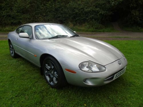Jaguar XK8  4.0 2dr Auto
