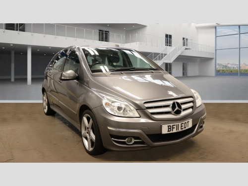 Mercedes-Benz B-Class B180 2.0 B180 CDI Sport MPV 5dr Diesel CVT (158 g/km, 109 bhp)