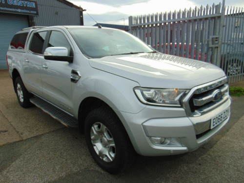 Ford Ranger  3.2 TDCi Limited 1 Pickup Double Cab 4dr Diesel Auto 4WD Euro 5 (200 ps)