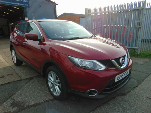 Nissan Qashqai  1.5 dCi Acenta SUV 5dr Diesel Manual 2WD Euro 5 (s/s) (110 ps)