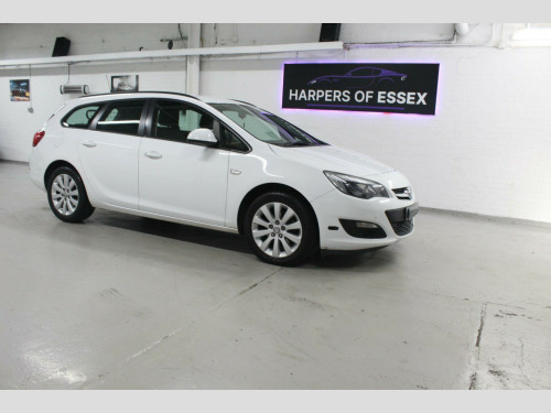 Vauxhall Astra  1.6 CDTi ecoFLEX Design Sports Tourer Euro 6 (s/s) 5dr