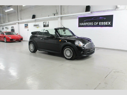 MINI Convertible  1.6 Cooper Euro 6 (s/s) 2dr