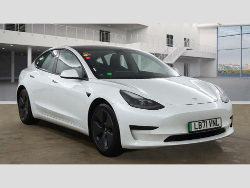 Tesla Model 3  Standard Range Plus Auto RWD 4dr 
