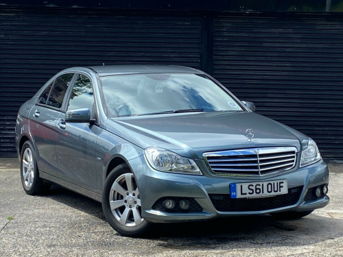 Mercedes-Benz C-Class C180 1.8 C180 BlueEfficiency SE Euro 5 (s/s) 4dr