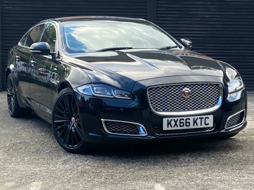 Jaguar XJ  3.0d V6 Autobiography Auto Euro 6 (s/s) 4dr (LWB)
