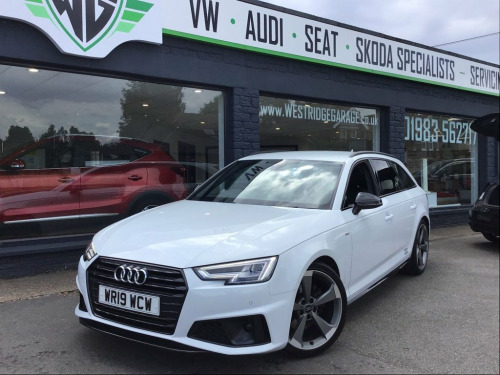 Audi A4 Avant  2.0 TFSI 40 Black Edition Estate 5dr Petrol S Tron