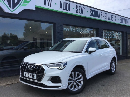Audi Q3  1.5 TFSI CoD 35 Sport SUV 5dr Petrol S Tronic Euro