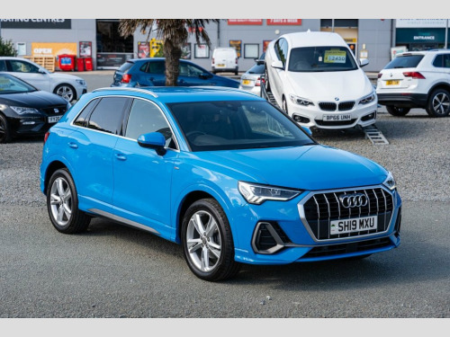 Audi Q3  1.5 TFSI CoD 35 S line SUV 5dr Petrol S Tronic Eur