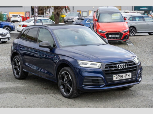 Audi Q5  2.0 TDI 40 Sport SUV 5dr Diesel S Tronic quattro E 