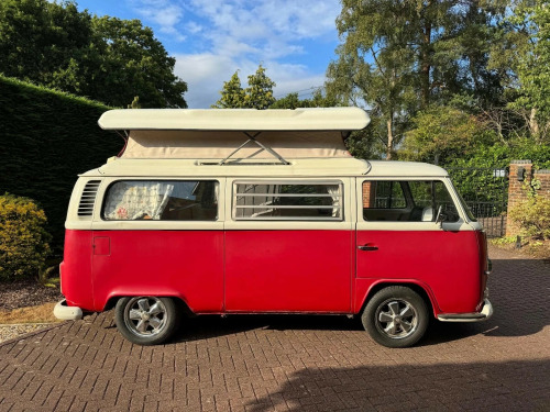 Volkswagen T2  Camper Van Bay Window 1972 Australian Import