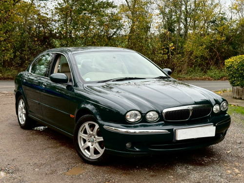 Jaguar X-TYPE  2.1 Classic 4dr