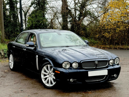 Jaguar XJ  2.7 TDVi Sovereign LWB Saloon 4dr 