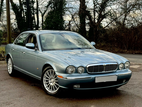 Jaguar XJ  3.0 XJ6 4dr 