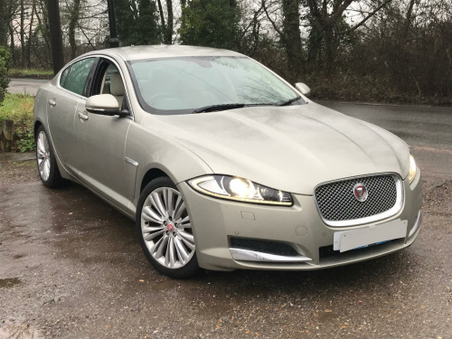 Jaguar XF  2.2d Portfolio Auto Euro 5 (s/s) 4dr 
