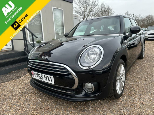 MINI Clubman  1.5 Cooper (Black Pack) Auto Euro 6 (s/s) 6dr