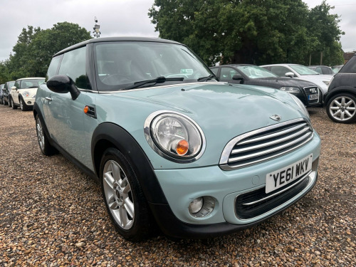 MINI Hatch  1.6 Cooper Steptronic Euro 5 3dr