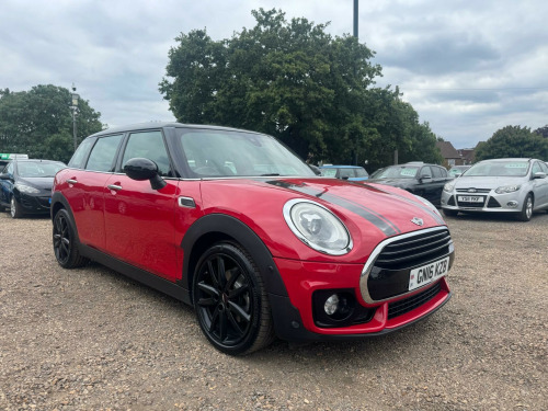 MINI Clubman  1.5 Cooper Euro 6 (s/s) 6dr