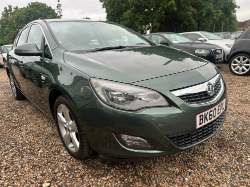 Vauxhall Astra  1.6 16v SRi Auto Euro 5 5dr