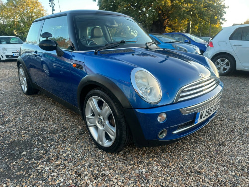 MINI Hatch  1.6 Cooper CVT Euro 4 3dr