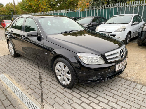 Mercedes-Benz C-Class C180 1.8 C180 BlueEfficiency Executive SE Euro 5 4dr