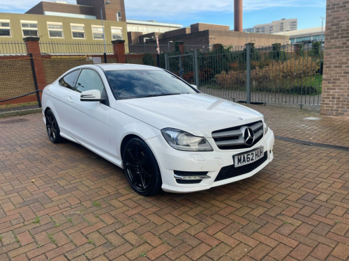 Mercedes-Benz C-Class C180 1.6 C180 BlueEfficiency AMG Sport G-Tronic+ Euro 5 (s/s) 2dr 