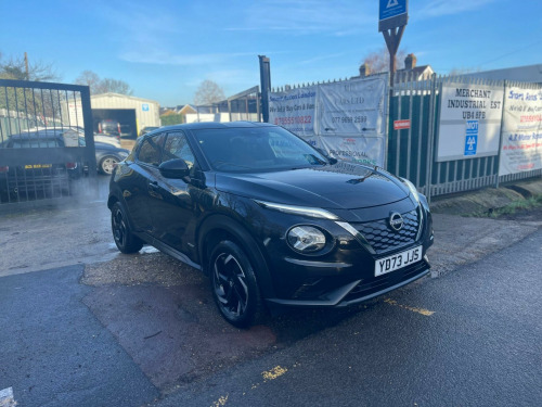 Nissan Juke  1.6 N-Connecta Auto Euro 6 5dr 