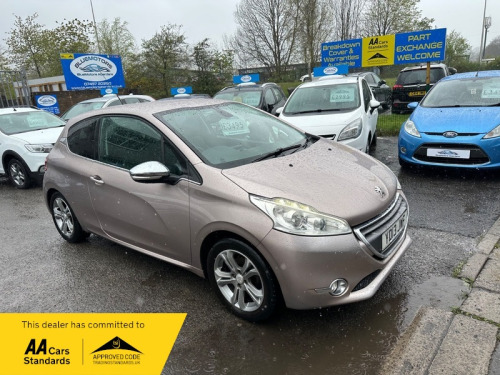 Peugeot 208  ALLURE