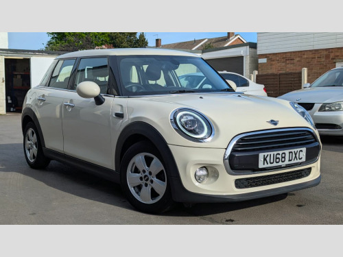 MINI Hatchback  1.5 Cooper II 5dr Auto