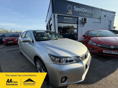 Lexus CT 200h  1.8 200h Advance CVT Euro 5 (s/s) 5dr