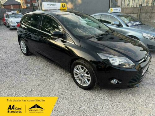 Ford Focus  1.0T EcoBoost Zetec Euro 5 (s/s) 5dr