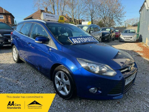 Ford Focus  1.6 Zetec Navigator Powershift Euro 5 5dr