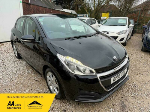 Peugeot 208  1.2 PureTech Active Euro 6 5dr 