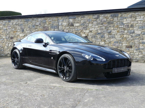Aston Martin Vantage 6.0 V12