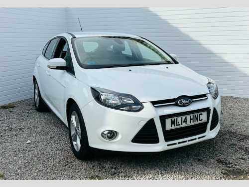 Ford Focus  1.0T EcoBoost Zetec Hatchback 5dr Petrol Manual Eu