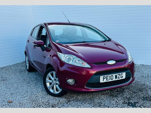 Ford Fiesta  1.25 Zetec Hatchback 5dr Petrol Manual (133 g/km, 