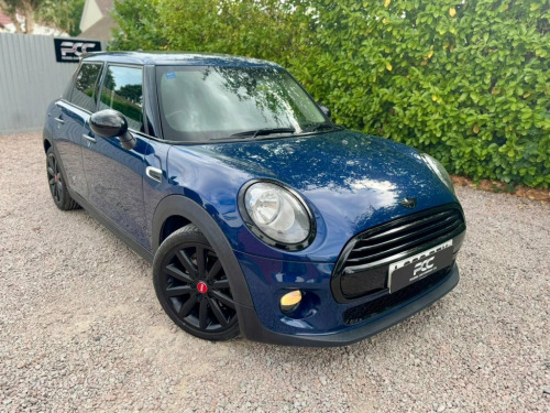 MINI Hatch  1.5 Cooper D Auto Euro 6 (s/s) 5dr
