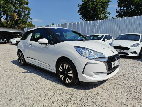 DS DS 3  1.2 PureTech Chic Euro 6 3dr