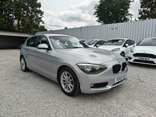 BMW 1 Series  2.0 120d SE Auto Euro 5 (s/s) 5dr