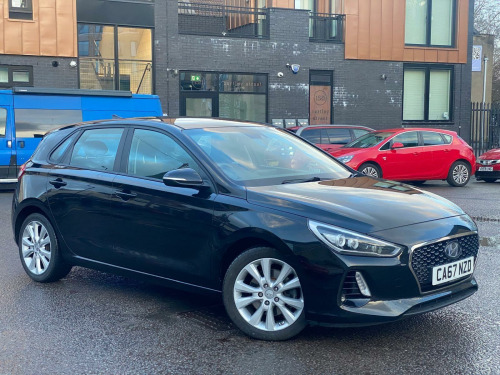 Hyundai i30  1.6 CRDi Blue Drive SE Nav Euro 6 (s/s) 5dr 