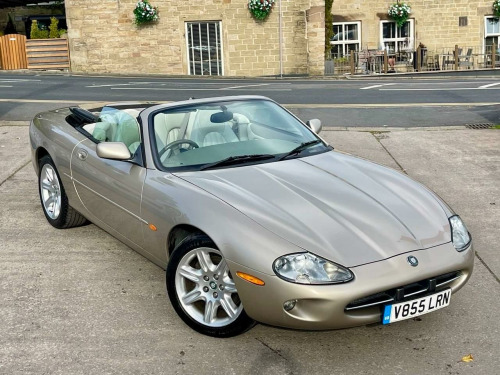 Jaguar XK8  4.0 2dr